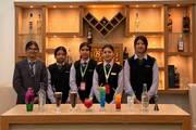Students develop professional mixology skills at the Modern Bar Lab.