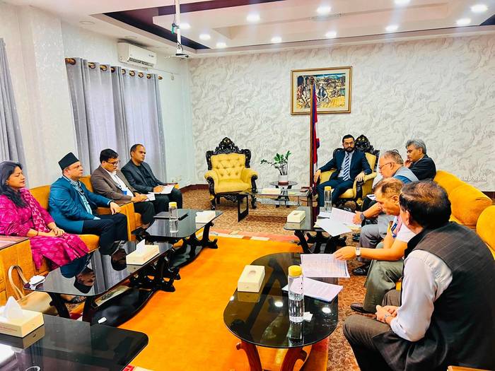 Education Minister Discusses Strategies to Increase Student Interest in Engineering Education