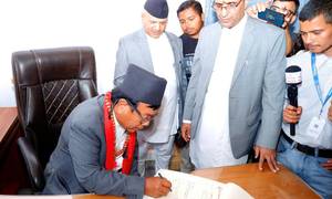 शिक्षामन्त्री महावीर पुनद्वारा पदभार ग्रहण