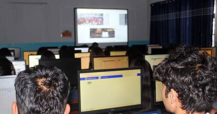 UI/UX Training for BIM 3rd Semester at KIST College